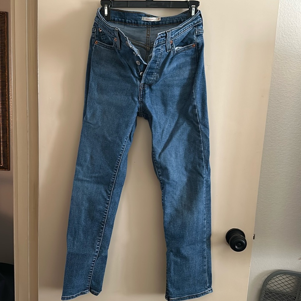 Levi’s wedgie straight jeans